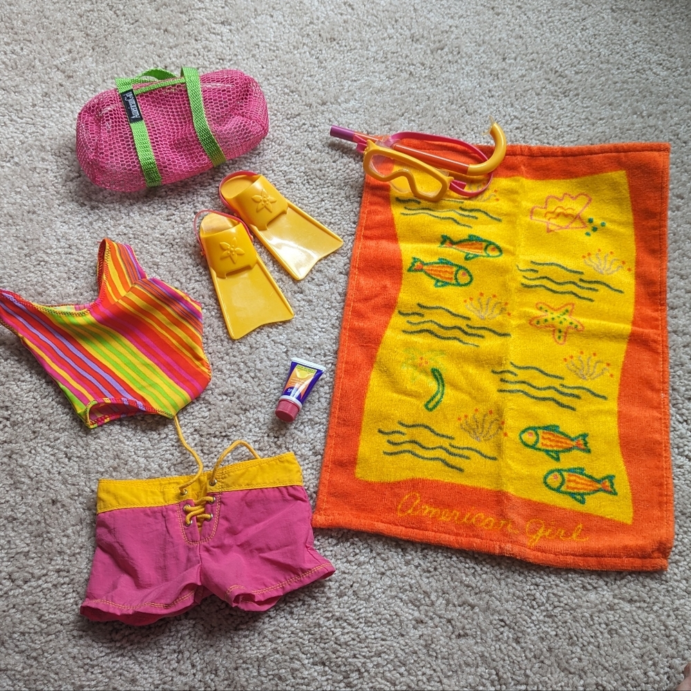 American Girl Dol Pleasant Company Swim Set Swimsuit Towel Floppers Bag Snorkel